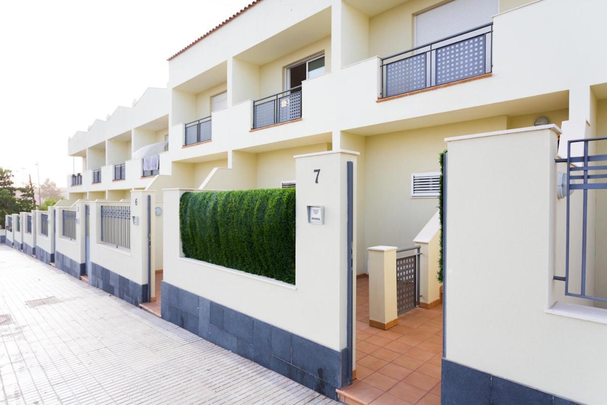 Вилла Oasis Fanabe Townhouse Адехе Экстерьер фото