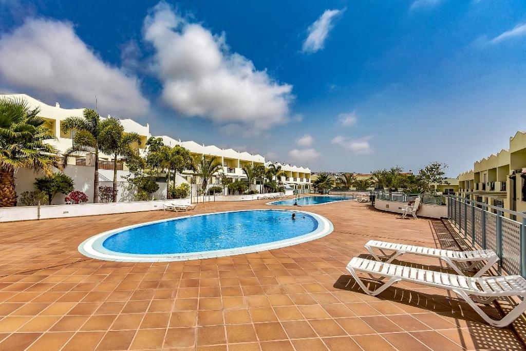 Вилла Oasis Fanabe Townhouse Адехе Экстерьер фото