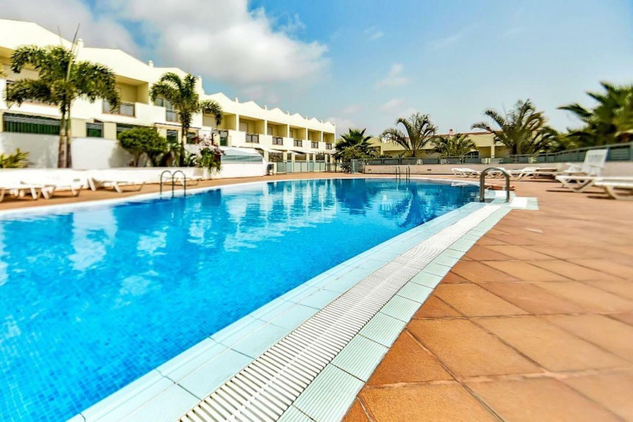 Вилла Oasis Fanabe Townhouse Адехе Экстерьер фото