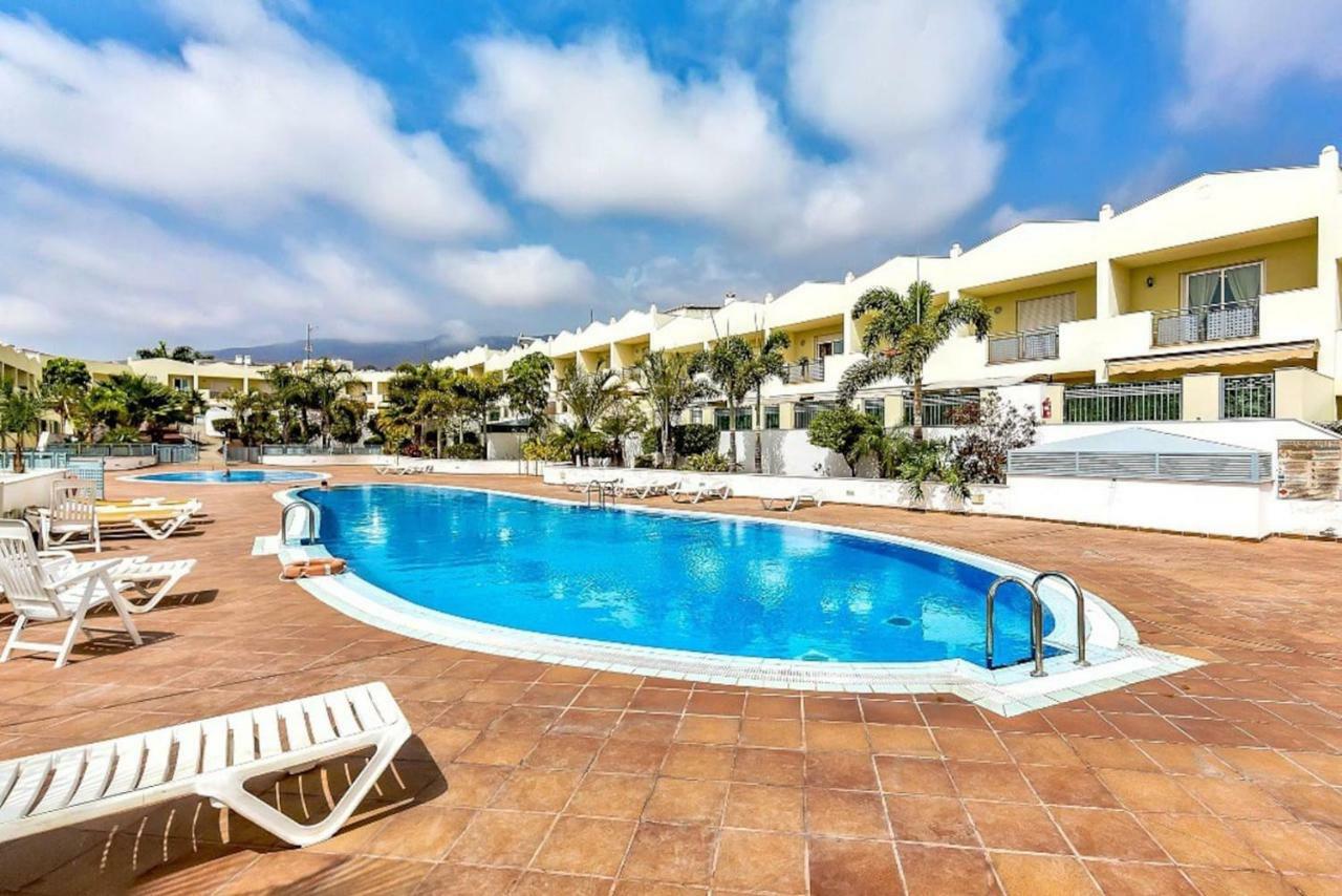 Вилла Oasis Fanabe Townhouse Адехе Экстерьер фото
